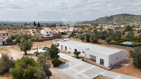 Moradia T4 para Venda em Abrantes (São Vicente e São João) e Alferrarede