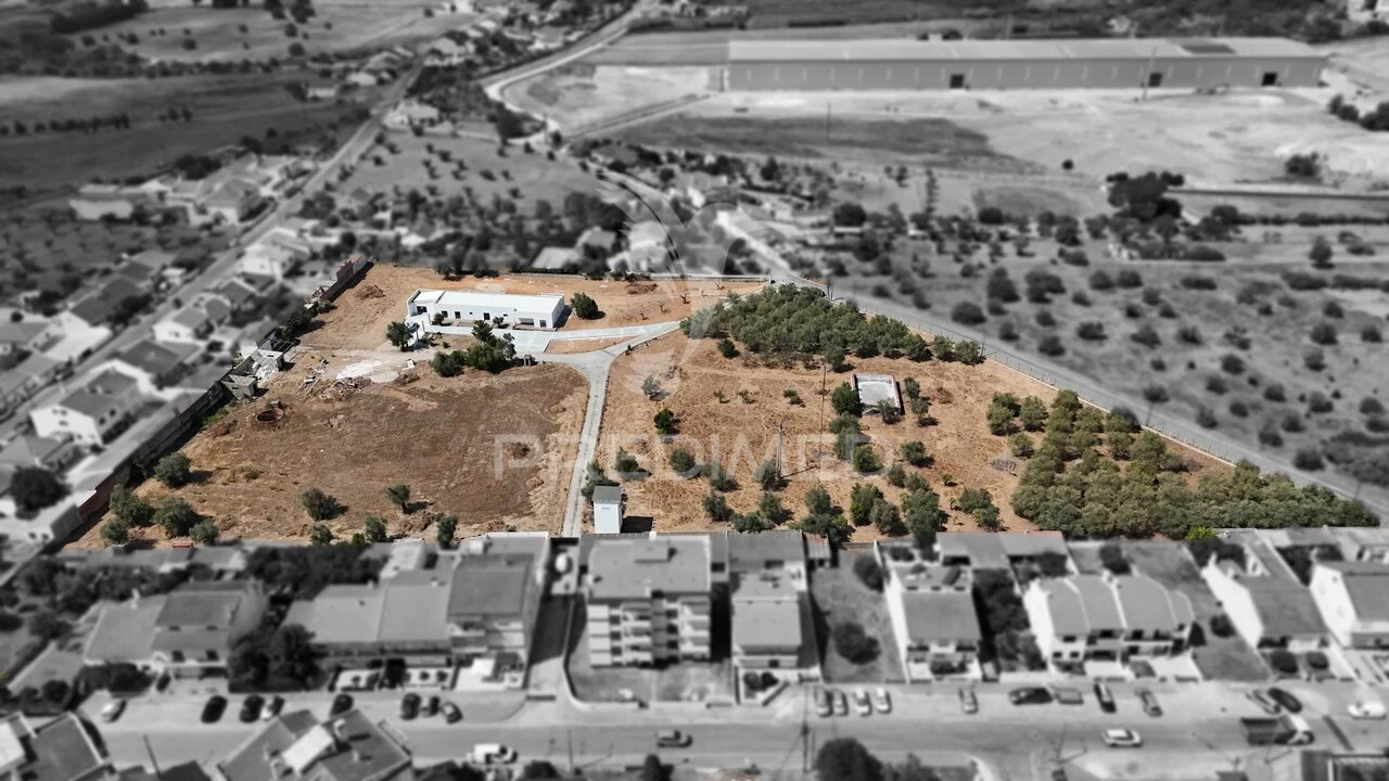Moradia T4 para Venda em Abrantes (São Vicente e São João) e Alferrarede Foto 1