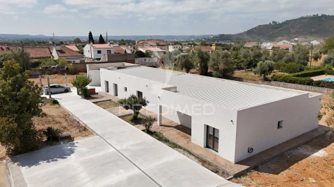 Moradia T4 para Venda em Abrantes (São Vicente e São João) e Alferrarede