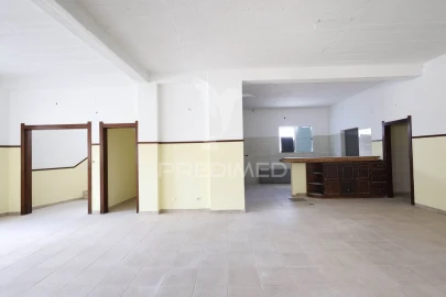 Loja para Venda em Abrantes (São Vicente e São João) e Alferrarede