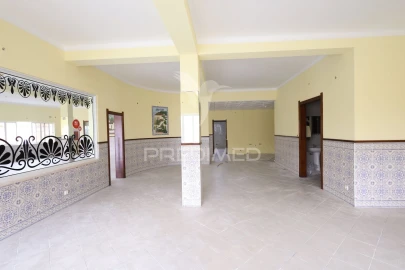 Loja para Venda em Abrantes (São Vicente e São João) e Alferrarede