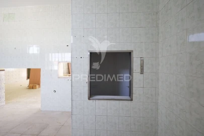 Loja para Venda em Abrantes (São Vicente e São João) e Alferrarede