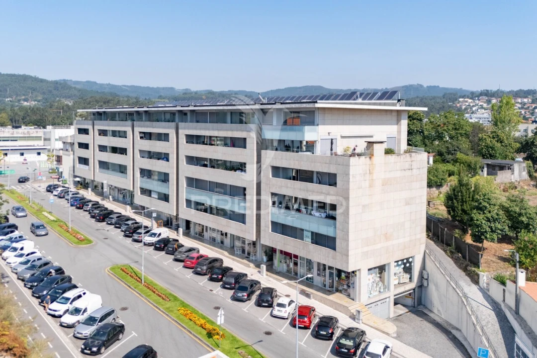 Apartamento T3 para Venda em Vila Verde e Barbudo Foto 1