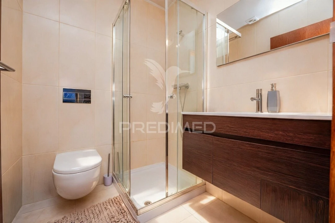 Apartamento T3 para Venda em Vila Verde e Barbudo Foto 14