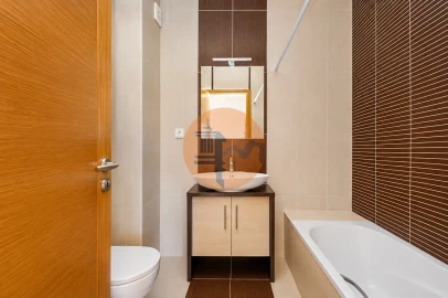 Apartamento T3 para Venda em Loule (São Clemente)