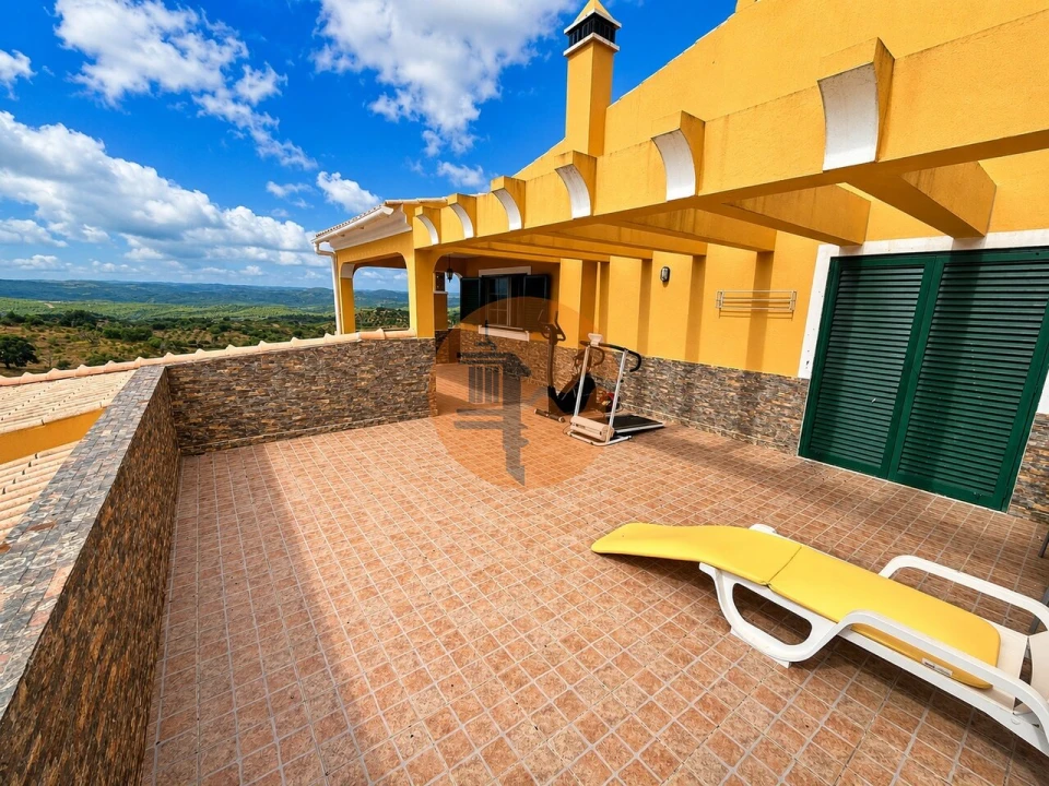 Moradia T3 para Venda em Martim Longo Foto 37