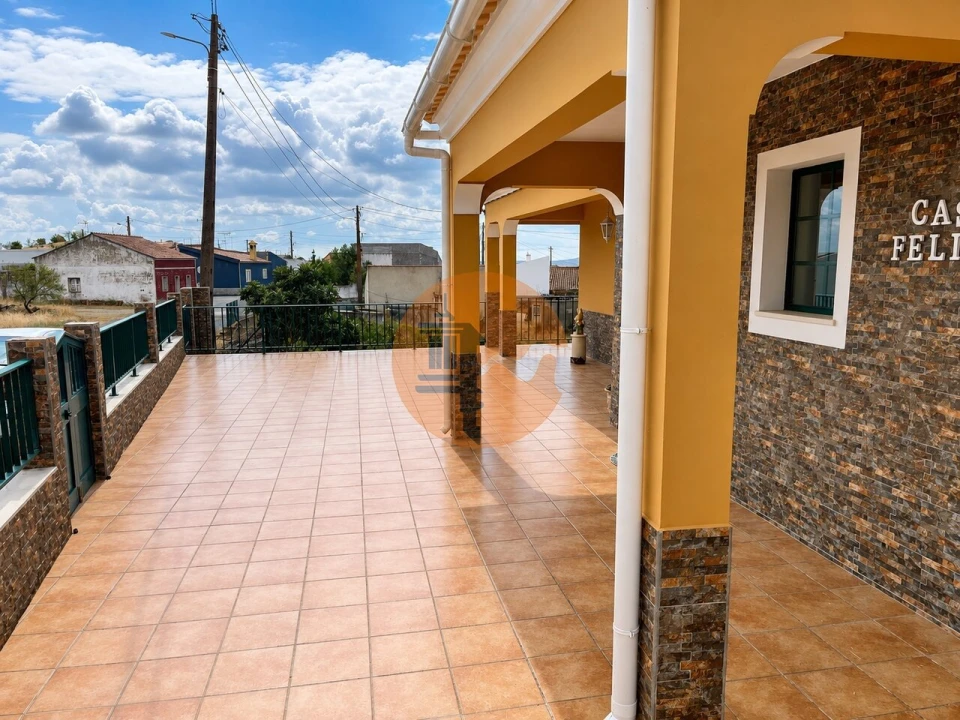 Moradia T3 para Venda em Martim Longo Foto 41