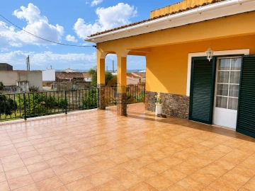 Moradia T3 para Venda em Martim Longo