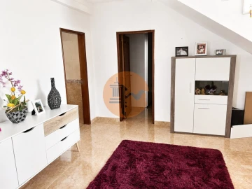 Moradia T3 para Venda em Martim Longo