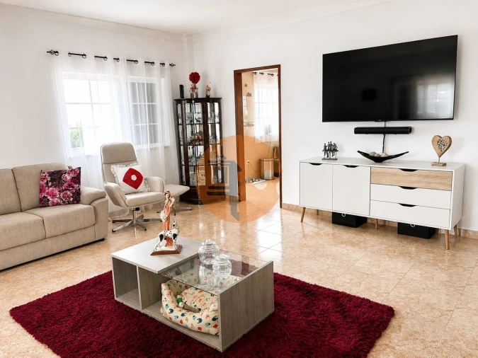 Moradia T3 para Venda em Martim Longo Foto 18