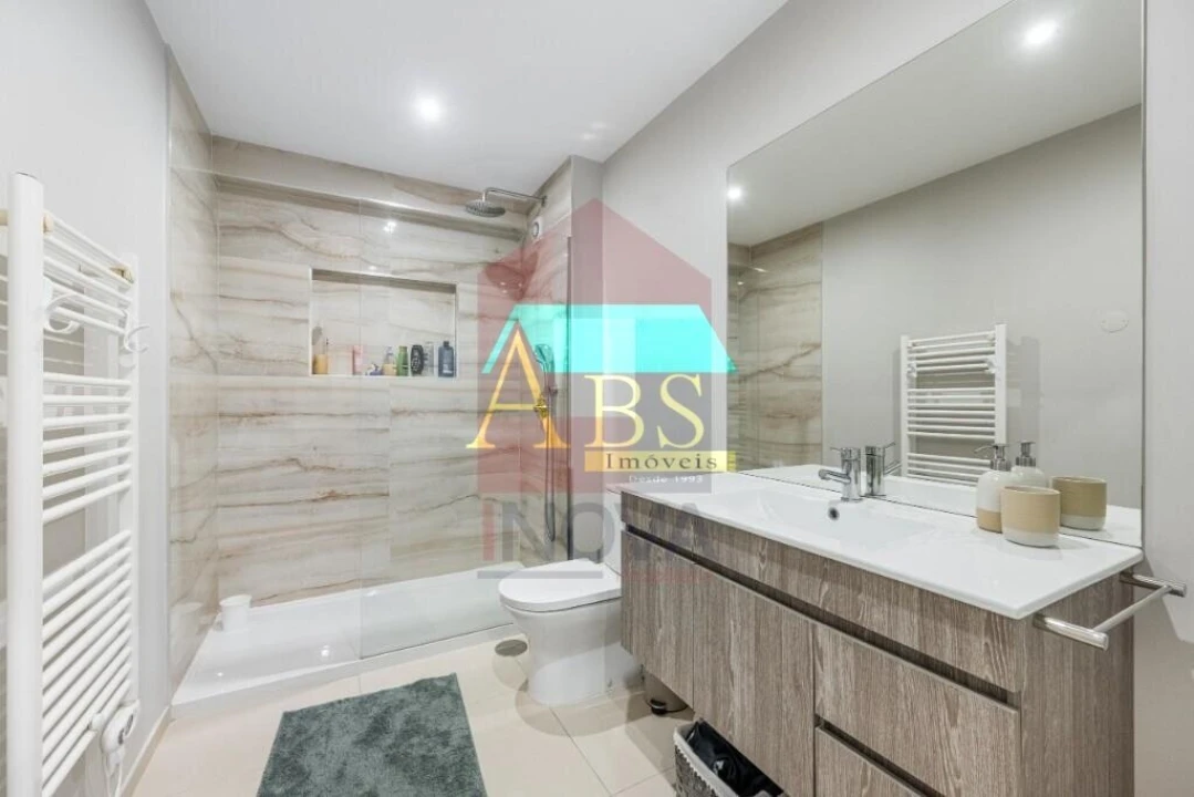 Apartamento T3 para Venda em Vila Verde e Barbudo Foto 8