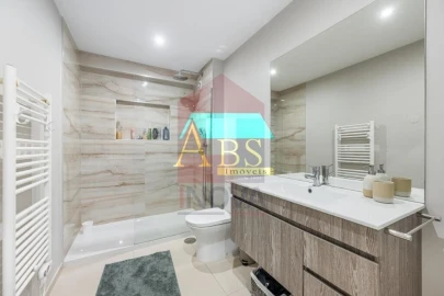 Apartamento T3 para Venda em Vila Verde e Barbudo