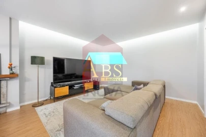 Apartamento T3 para Venda em Vila Verde e Barbudo