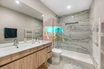 Apartamento T3 para Venda em Vila Verde e Barbudo