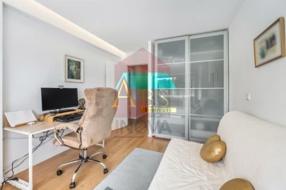 Apartamento T3 para Venda em Vila Verde e Barbudo