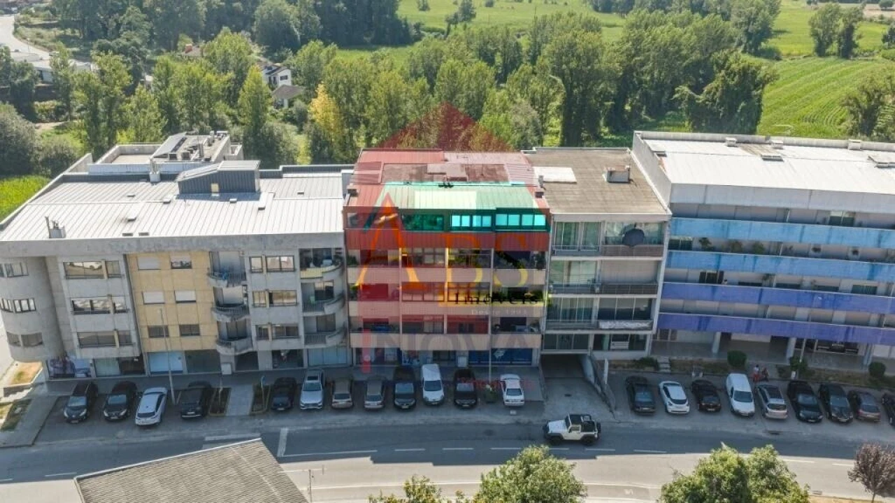 Apartamento T3 para Venda em Vila Verde e Barbudo Foto 25