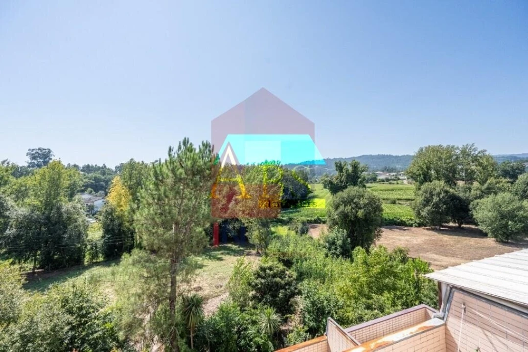 Apartamento T3 para Venda em Vila Verde e Barbudo Foto 12