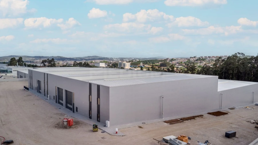 Armazém para Venda em Bougado (São Martinho e Santiago) Foto 14