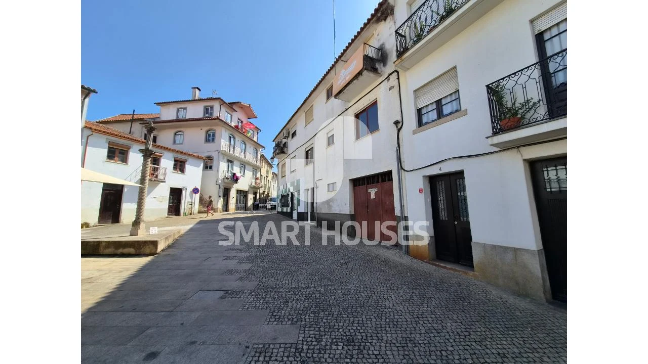 Apartamento T3 para Arrendamento em Arganil Foto 17