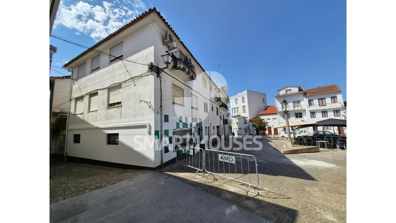 Apartamento T3 para Arrendamento em Arganil Foto 18