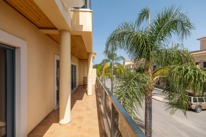 Apartamento T3 para Venda em Santa Barbara de Nexe