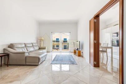 Apartamento T3 para Venda em Santa Barbara de Nexe