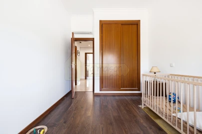 Apartamento T3 para Venda em Santa Barbara de Nexe