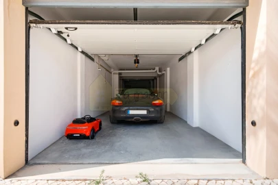 Apartamento T3 para Venda em Santa Barbara de Nexe