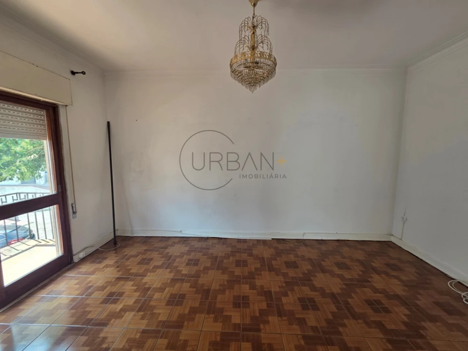 Apartamento T3 para Venda em Repeses e São Salvador Foto 3