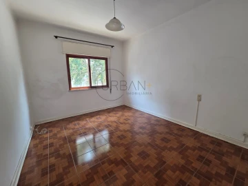 Apartamento T3 para Venda em Repeses e São Salvador