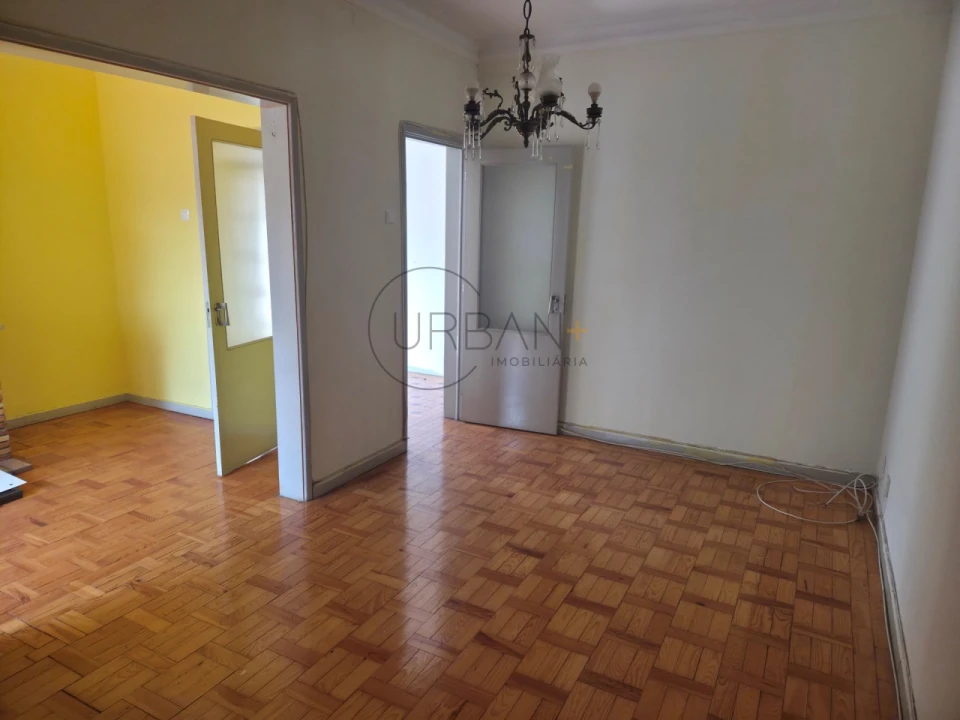 Apartamento T3 para Venda em Repeses e São Salvador Foto 5