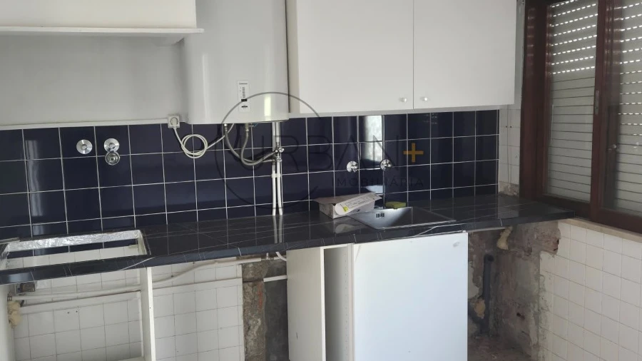 Apartamento T3 para Venda em Repeses e São Salvador