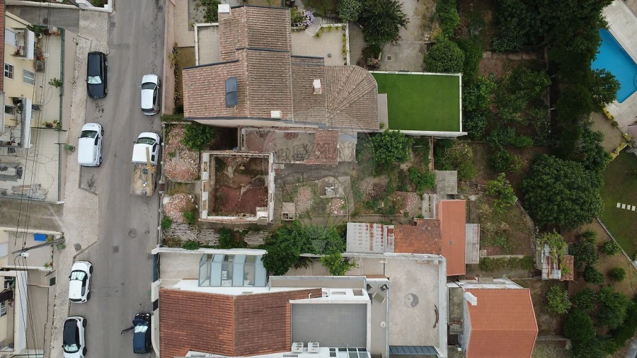 Moradia T3 para Venda em Santo Antonio dos Olivais Foto 7