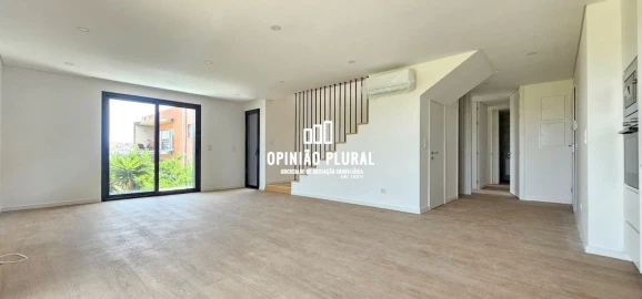 Apartamento T4 para Venda em Gulpilhares e Valadares