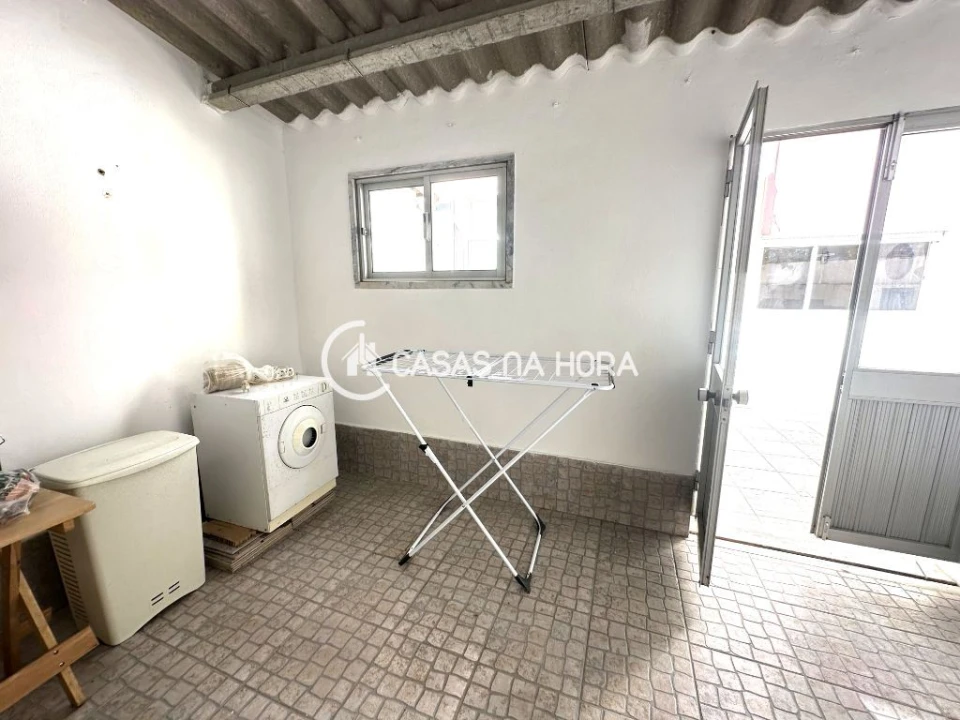 Apartamento T2 para Arrendamento em Seixal, Arrentela e Aldeia de Paio Pires Foto 14