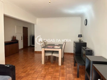 Apartamento T2 para Arrendamento em Seixal, Arrentela e Aldeia de Paio Pires