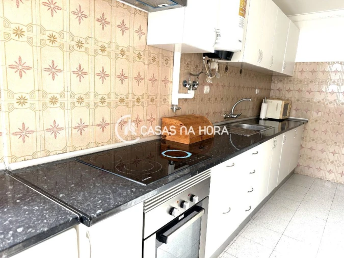 Apartamento T2 para Arrendamento em Seixal, Arrentela e Aldeia de Paio Pires Foto 8