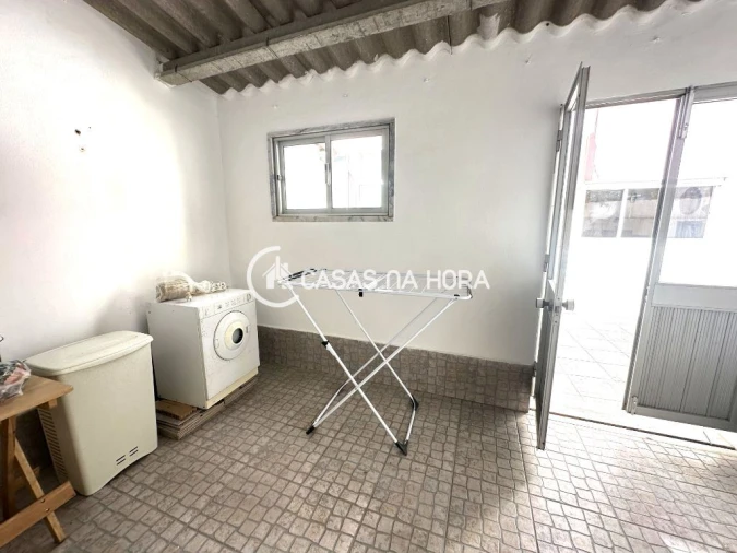 Apartamento T2 para Arrendamento em Seixal, Arrentela e Aldeia de Paio Pires Foto 14