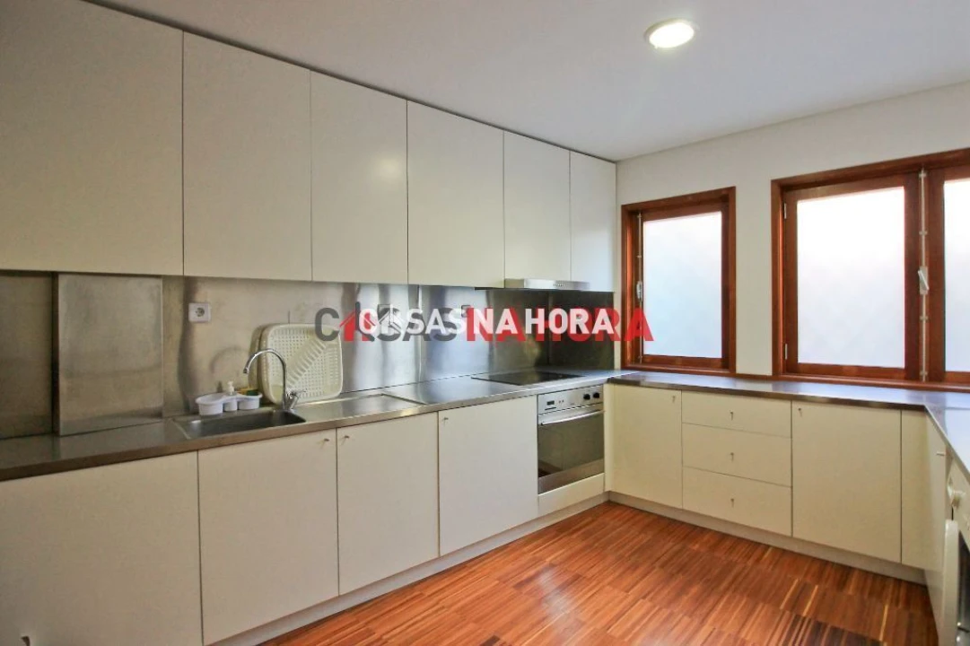 Apartamento T1 para Arrendamento em Cedofeita, Santo Ildefonso, Sé, Miragaia, São Nicolau e Vitória Foto 4