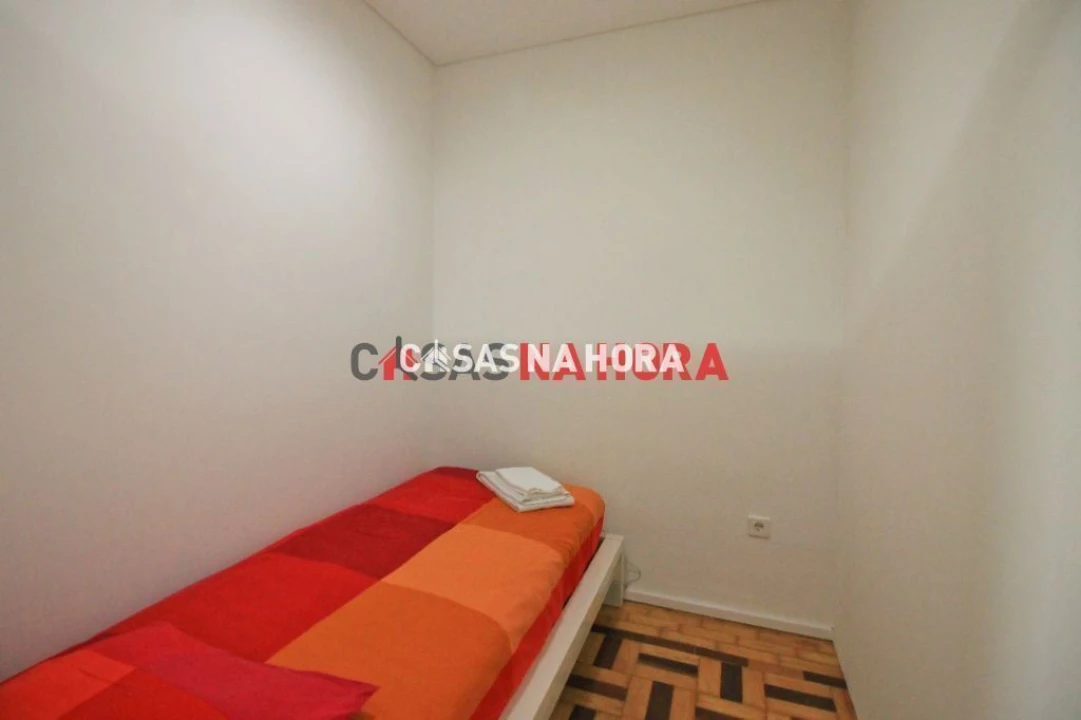 Apartamento T1 para Arrendamento em Cedofeita, Santo Ildefonso, Sé, Miragaia, São Nicolau e Vitória Foto 5