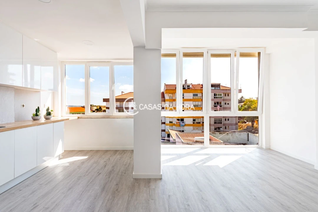 Apartamento T2 para Venda em Alfragide Foto 4