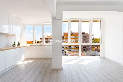 Apartamento T2 para Venda em Alfragide