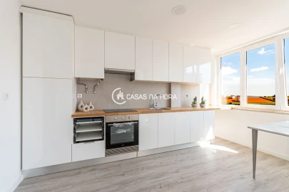 Apartamento T2 para Venda em Alfragide