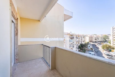 Apartamento T2 para Venda em Alfragide