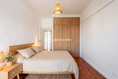 Apartamento T2 para Venda em Alfragide