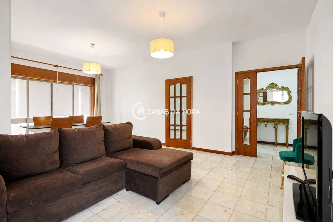 Apartamento T4 para Arrendamento em Bonfim Foto 2