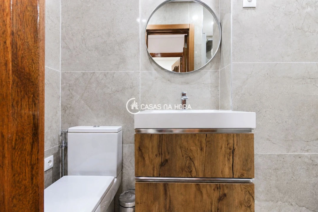 Apartamento T4 para Arrendamento em Bonfim Foto 4