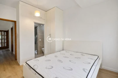 Apartamento T4 para Arrendamento em Bonfim