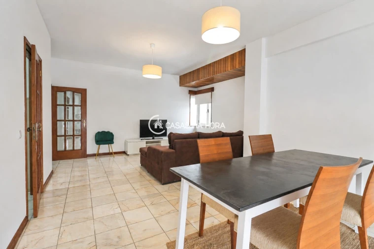 Apartamento T4 para Arrendamento em Bonfim Foto 3