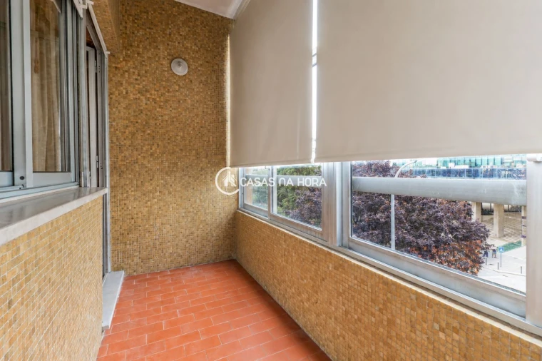 Apartamento T4 para Arrendamento em Bonfim Foto 9